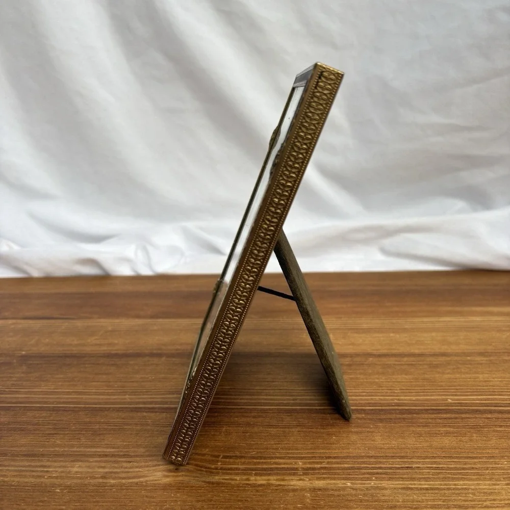 Vintage Brass Tone 5x7 Picture Frame Black & White Ribbon Trim Glass Easel Back